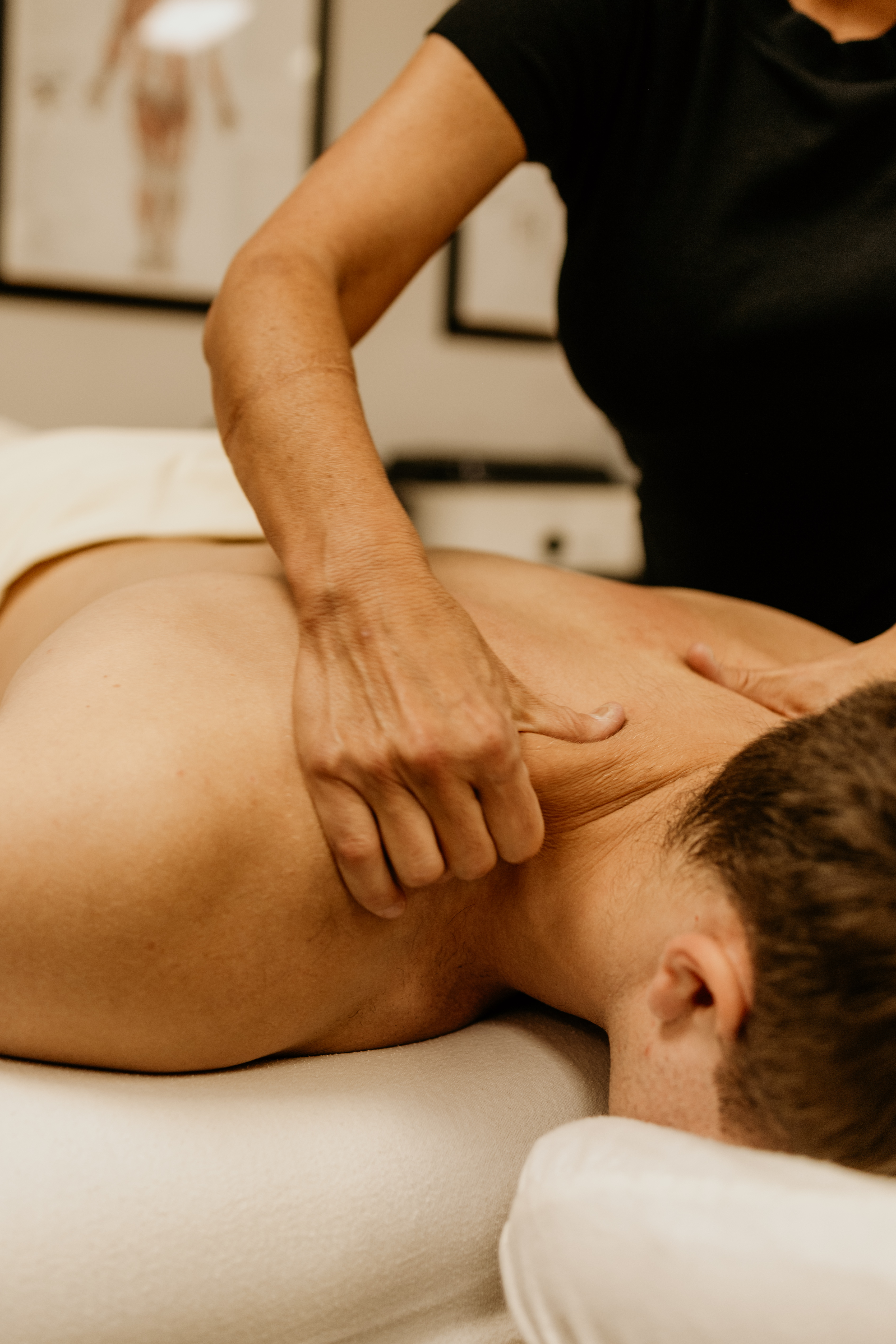 Calm massage therapy room